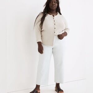 Madewell The Plus Perfect Vintage Wide-Leg Crop Jean in Bosworth Wash: Raw hem